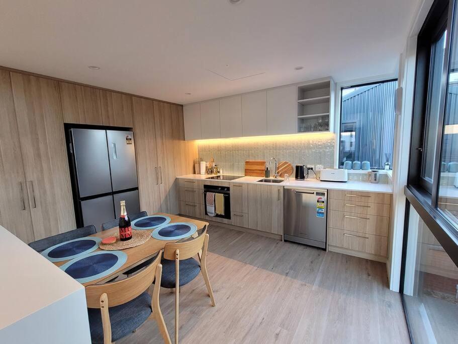 Downtown Apartment Christchurch Exterior photo